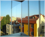  KUMLUCA EŞİKLİ SÜRME CAM BALKON